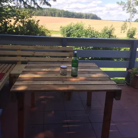 Peanuts & Auberge de jeunesse Surendorf