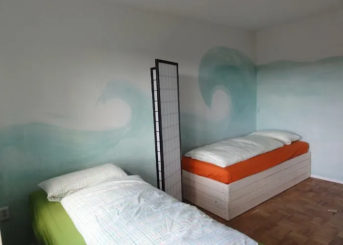 Peanuts & * Surendorf